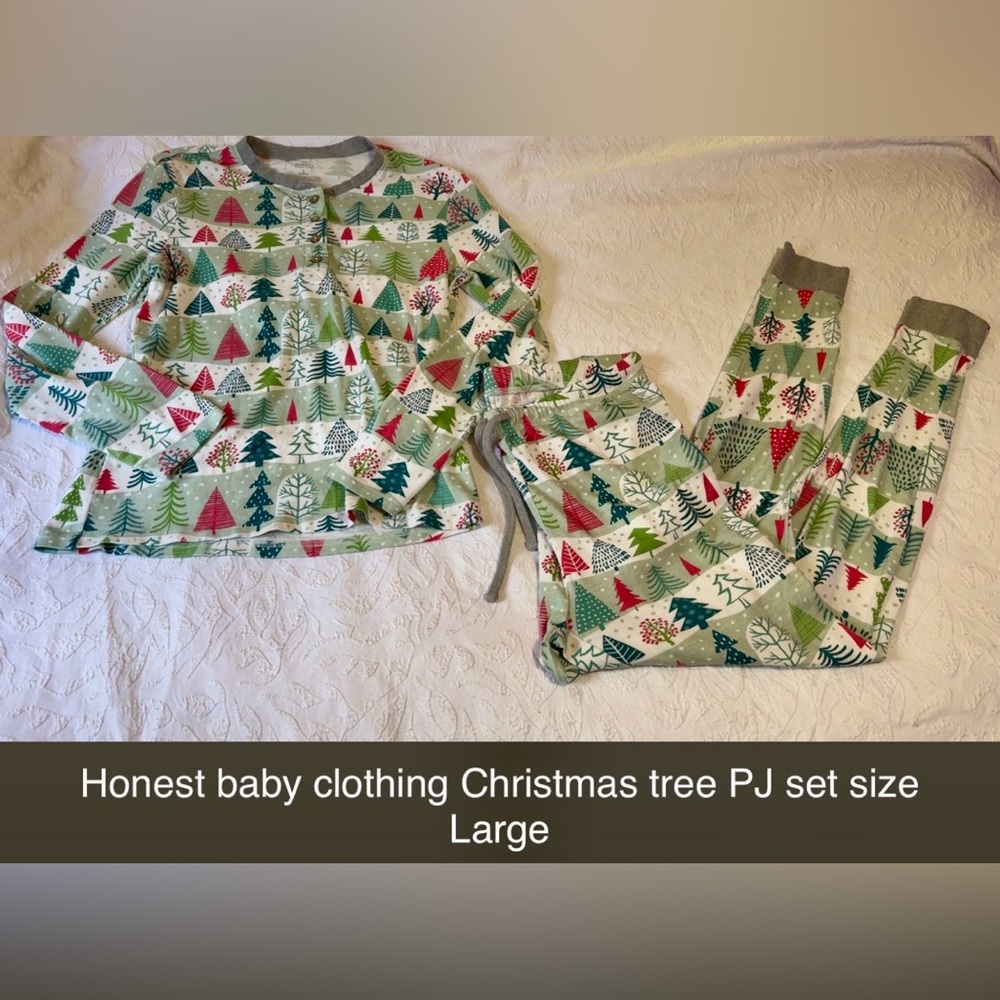 The Honest Company Festive Tree Print Pajama Set